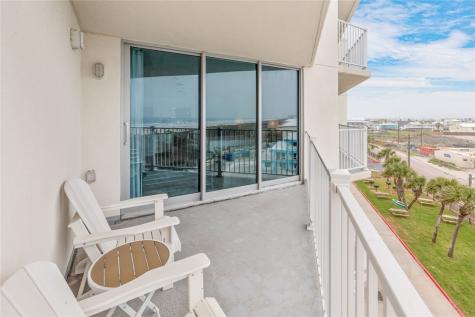 800 Sandcastle Drive 402 Port Aransas TX 78373