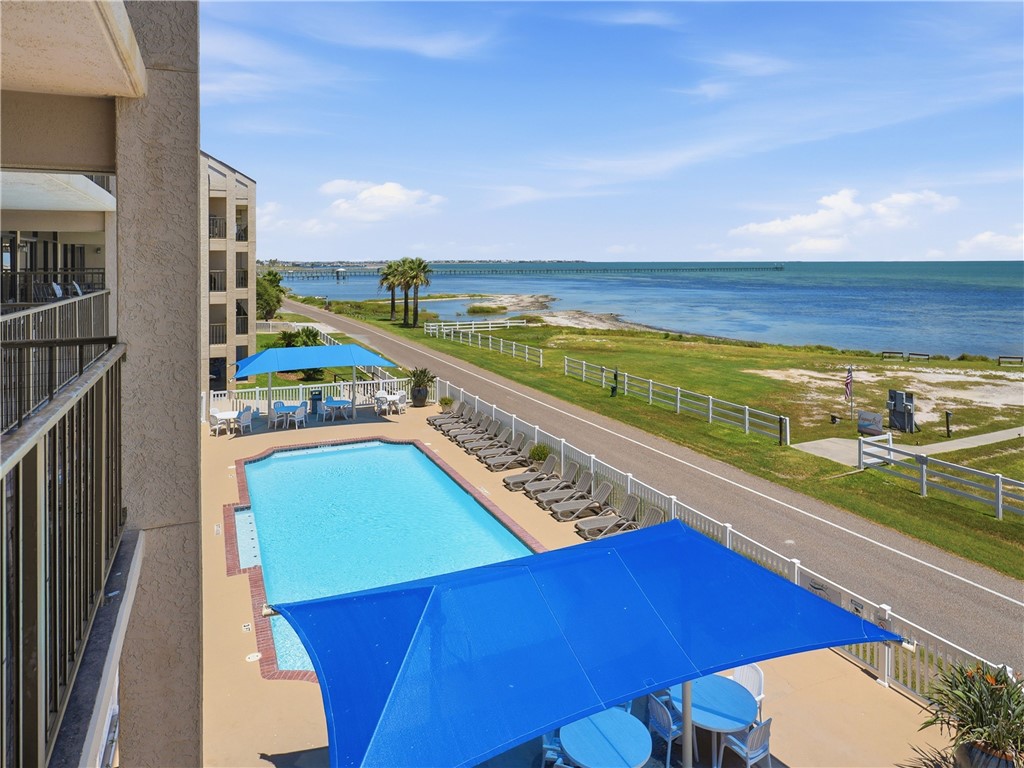 1021 S Water Street 313 Rockport TX 78382