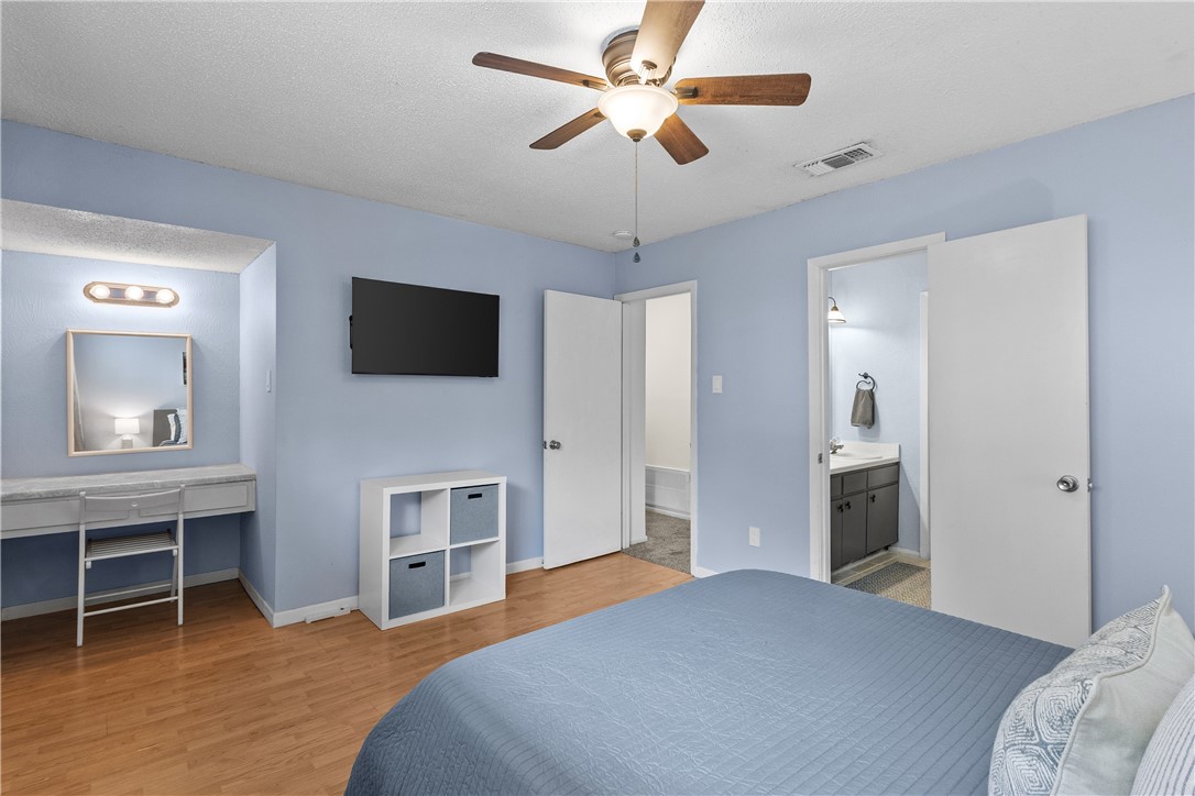 1011 Ennis Joslin 126 Corpus Christi TX 78412
