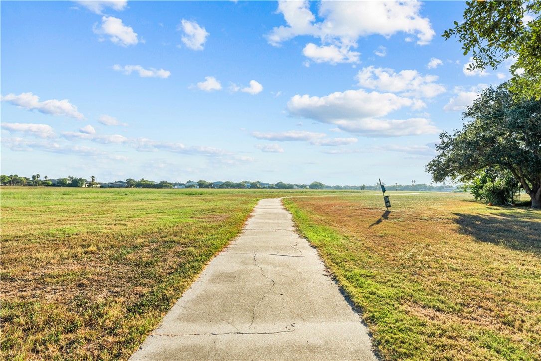 1011 Ennis Joslin 126 Corpus Christi TX 78412