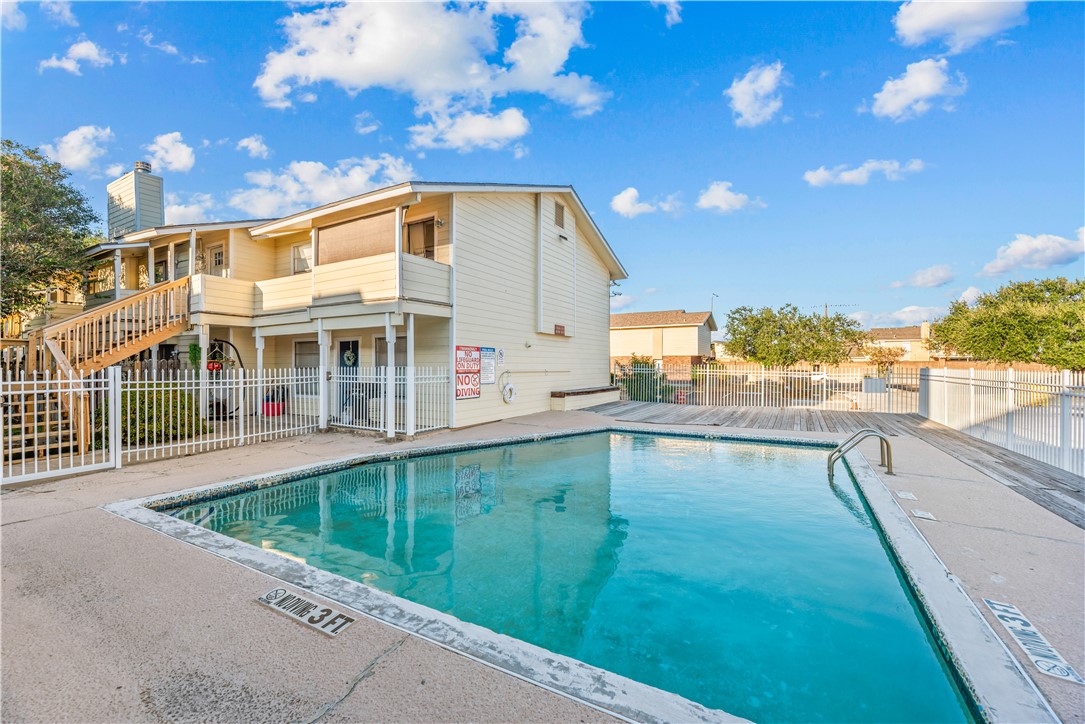 1011 Ennis Joslin 126 Corpus Christi TX 78412