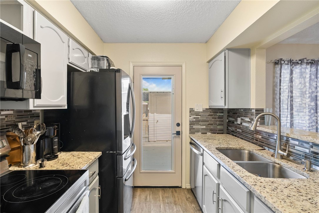 6702 Everhart Road F102 Corpus Christi TX 78413