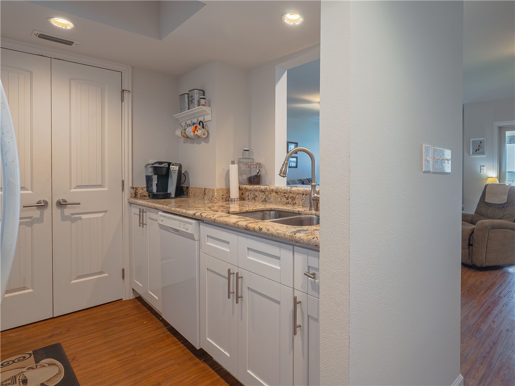 620 S Fulton Beach 708 Rockport TX 78382