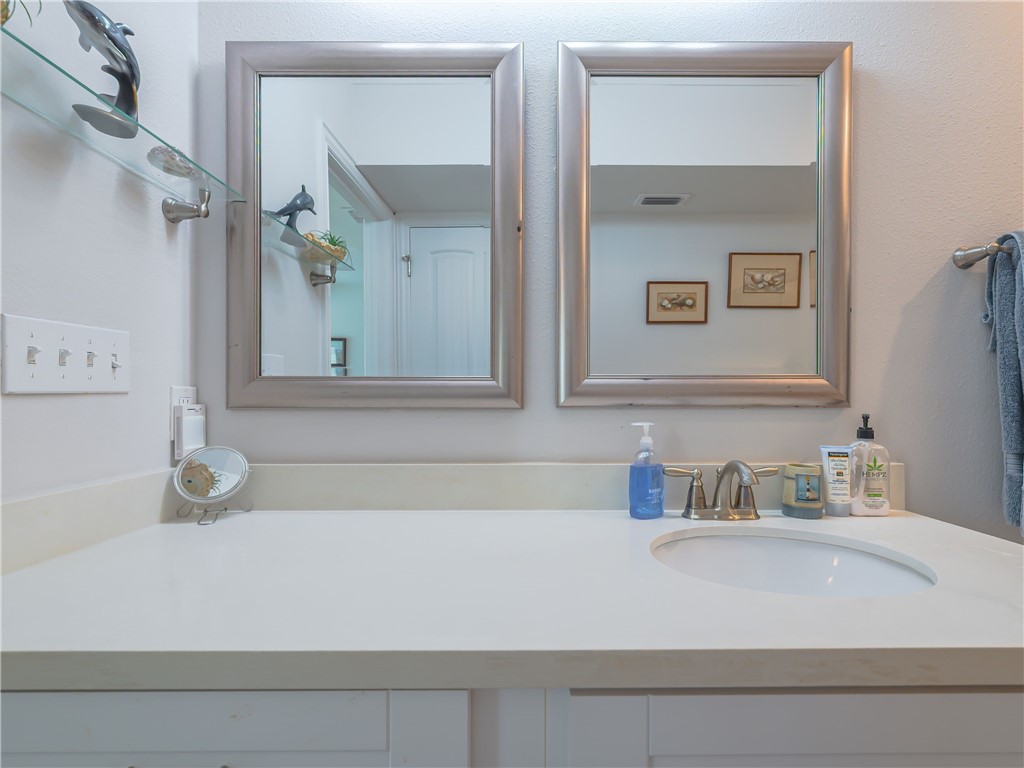 620 S Fulton Beach 708 Rockport TX 78382