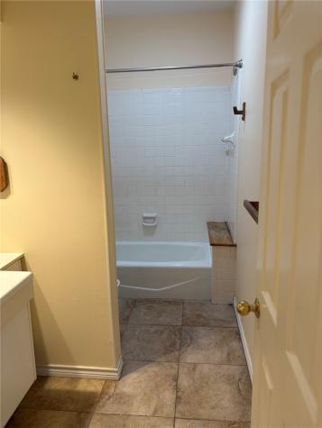 210 Oak Bay Street 1102 Rockport TX 78382