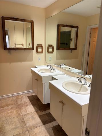 210 Oak Bay Street 1102 Rockport TX 78382