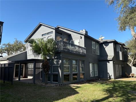 210 Oak Bay Street 1102 Rockport TX 78382