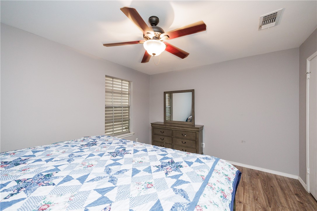 6702 Everhart T106 Corpus Christi TX 78413