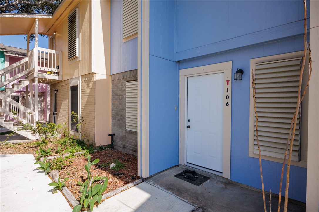 6702 Everhart T106 Corpus Christi TX 78413