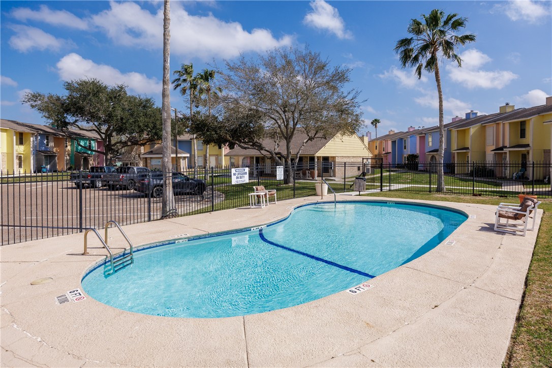 6702 Everhart T106 Corpus Christi TX 78413