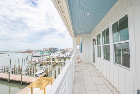 136 W Cotter Avenue 14 Port Aransas TX 78373