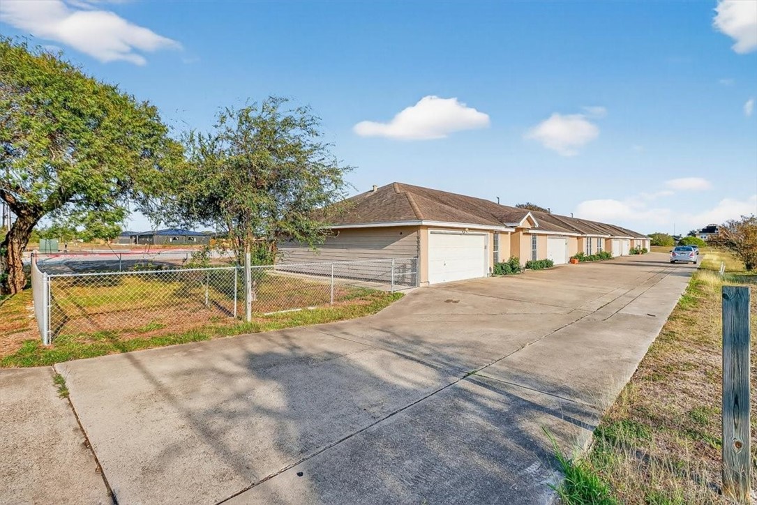 6834 Sandra 101 Corpus Christi TX 78414