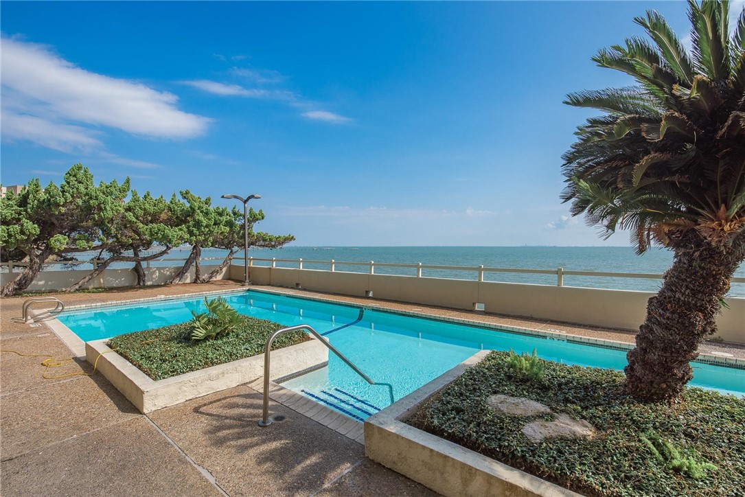 4500 Ocean Drive 5a Corpus Christi TX 78412