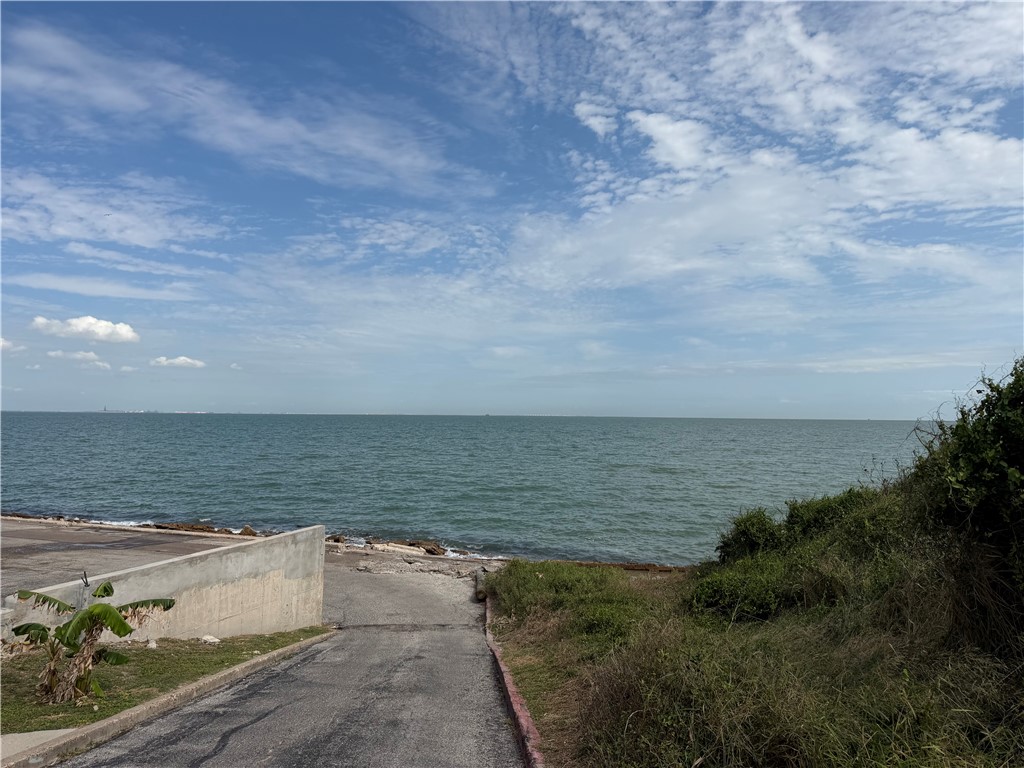 3402 Ocean Drive 12 Corpus Christi TX 78411