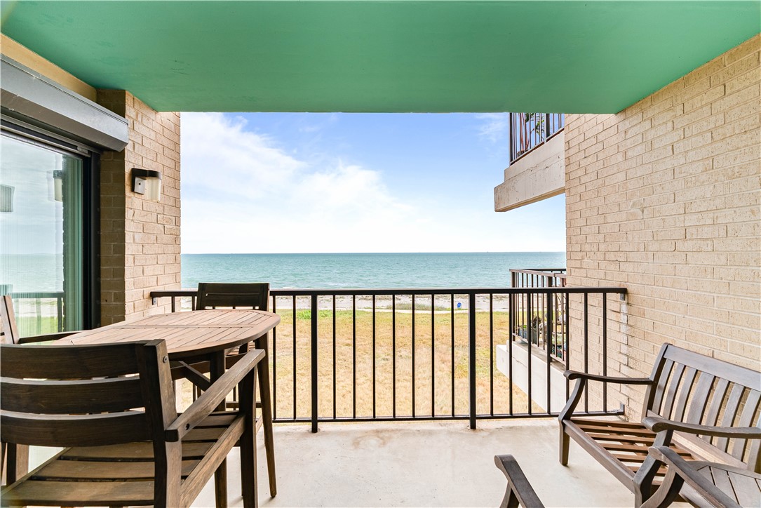 202 Reef Avenue 306 Corpus Christi TX 78402