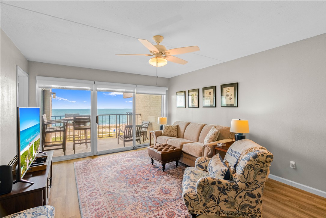 202 Reef Avenue 306 Corpus Christi TX 78402