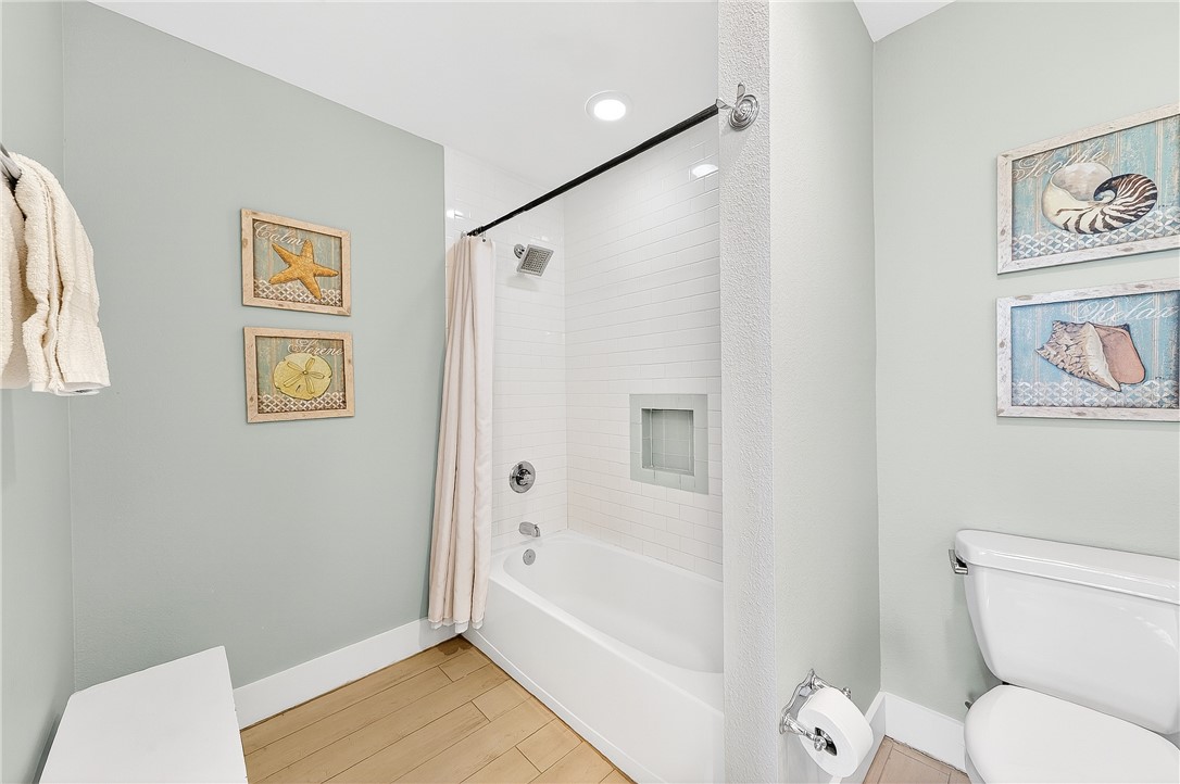 140 Social Circle 3-305 Port Aransas TX 78373
