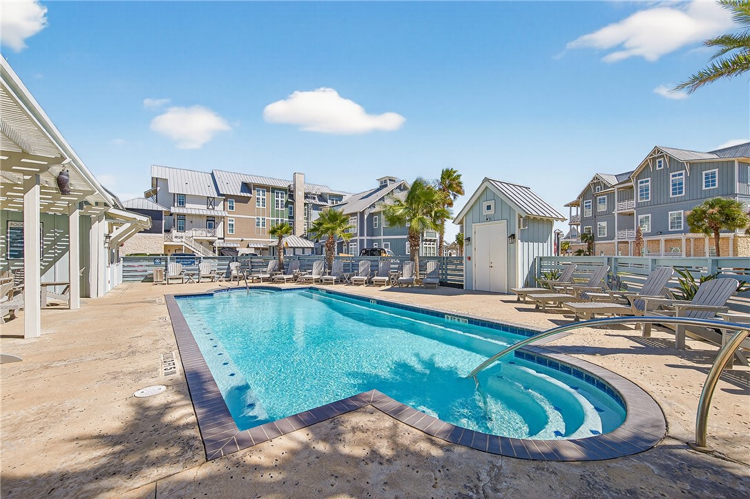 140 Social Circle 3-305 Port Aransas TX 78373