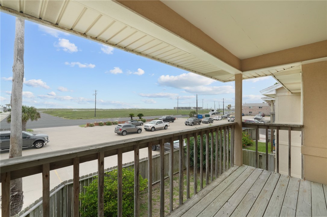 15125 Leeward Drive 9 Corpus Christi TX 78418