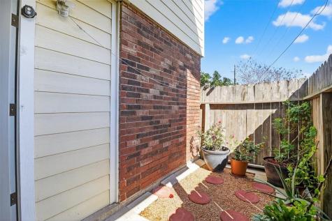 1011 Ennis Joslin Road 107 Corpus Christi TX 78412