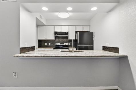 1011 Ennis Joslin Road 107 Corpus Christi TX 78412