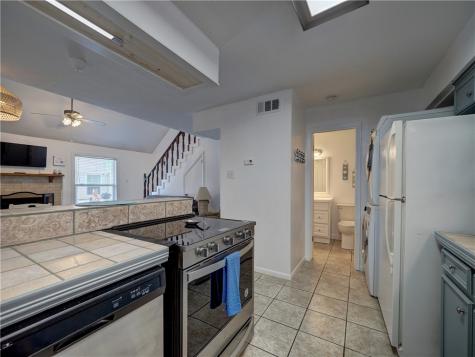 15201 Leeward Drive B6 Corpus Christi TX 78418