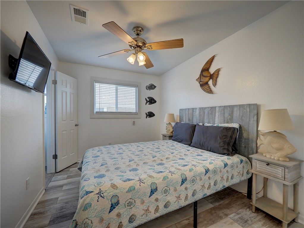 15201 Leeward Drive B6 Corpus Christi TX 78418