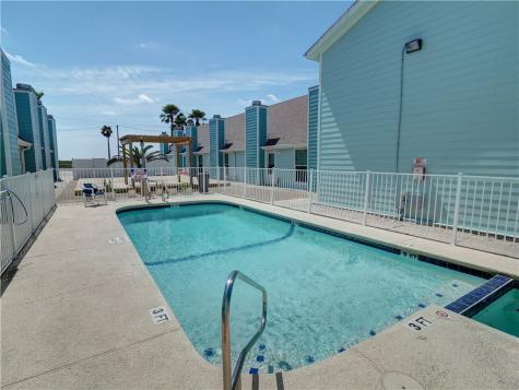 15201 Leeward Drive B6 Corpus Christi TX 78418