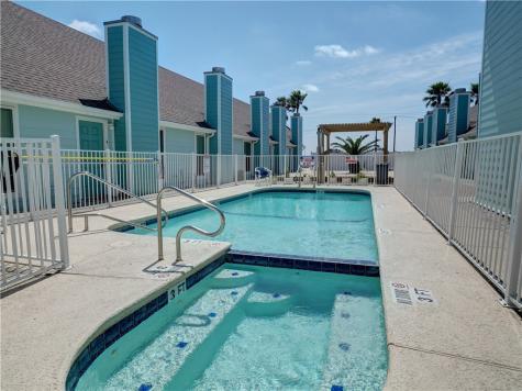 15201 Leeward Drive B6 Corpus Christi TX 78418