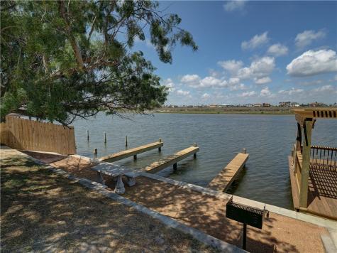 15201 Leeward Drive B6 Corpus Christi TX 78418