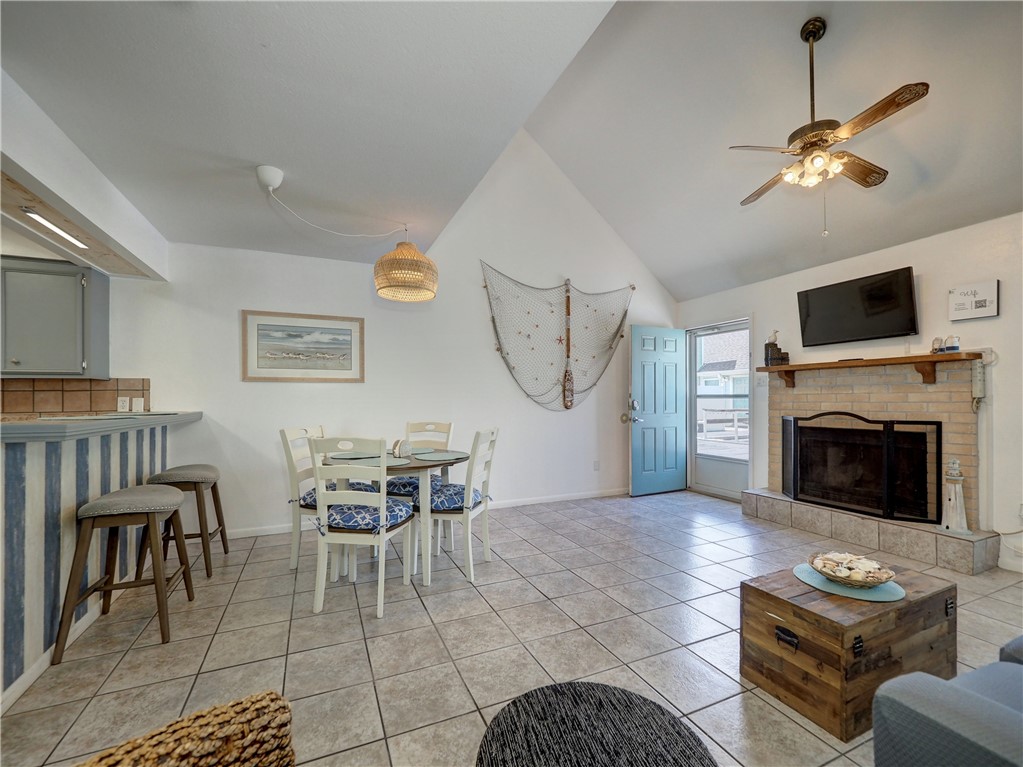 15201 Leeward Drive B6 Corpus Christi TX 78418