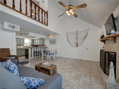 15201 Leeward Drive B6 Corpus Christi TX 78418