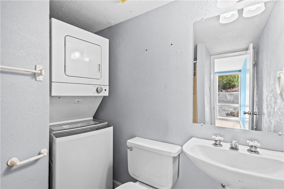 3402 Ocean Drive 33 Corpus Christi TX 78411