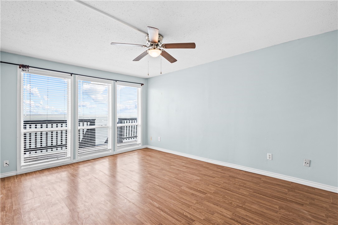 3402 Ocean Drive 33 Corpus Christi TX 78411