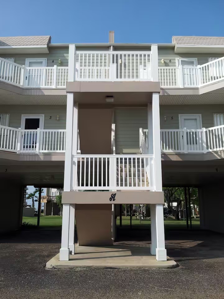 900 Station A13/14 Port Aransas TX 78373