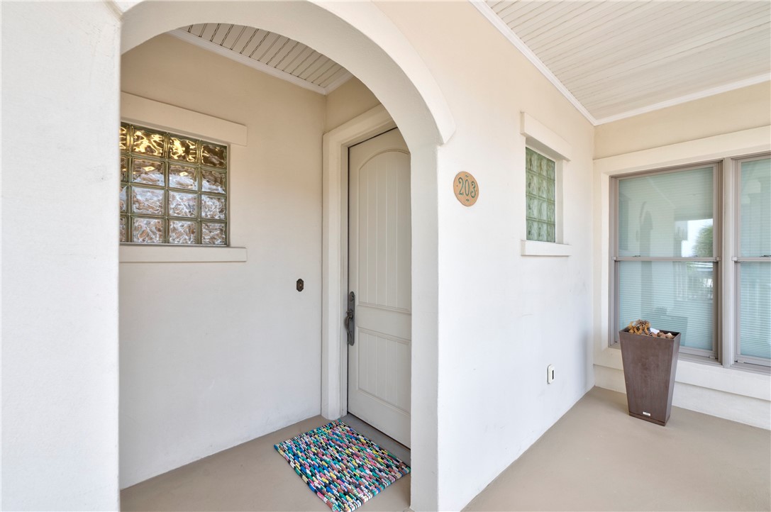 224 W Cotter Avenue 203 Port Aransas TX 78373