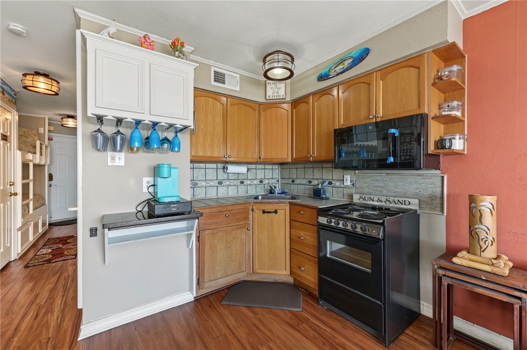 3938 Surfside Boulevard 2323 Corpus Christi TX 78402