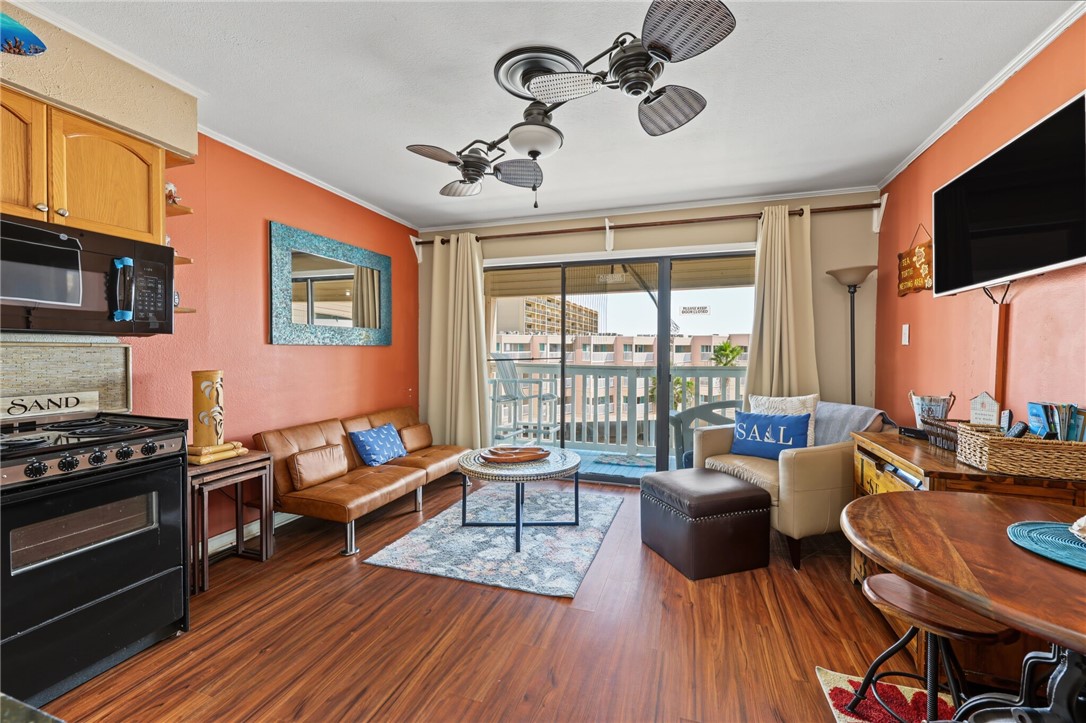 3938 Surfside Boulevard 2323 Corpus Christi TX 78402
