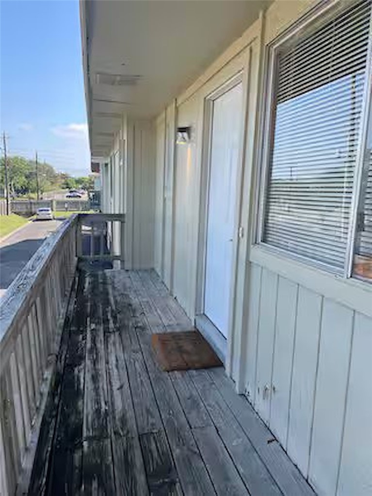 6148 Hidden Oaks 3 Corpus Christi TX 78412