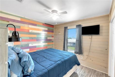 403 S 10th Street 2 Port Aransas TX 78373