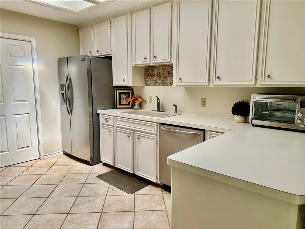 67 Lake Shore Drive Corpus Christi TX 78413