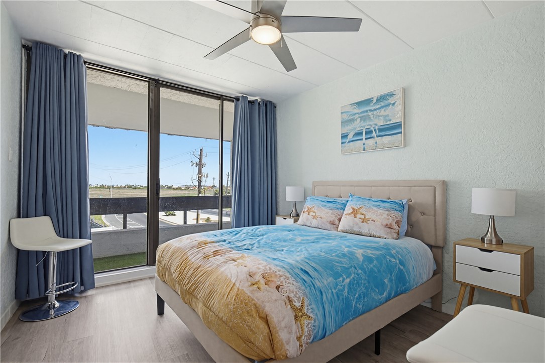 14401 Commodores Drive 211 Corpus Christi TX 78418