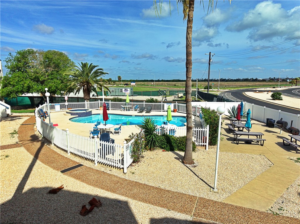14401 Commodores Drive 211 Corpus Christi TX 78418