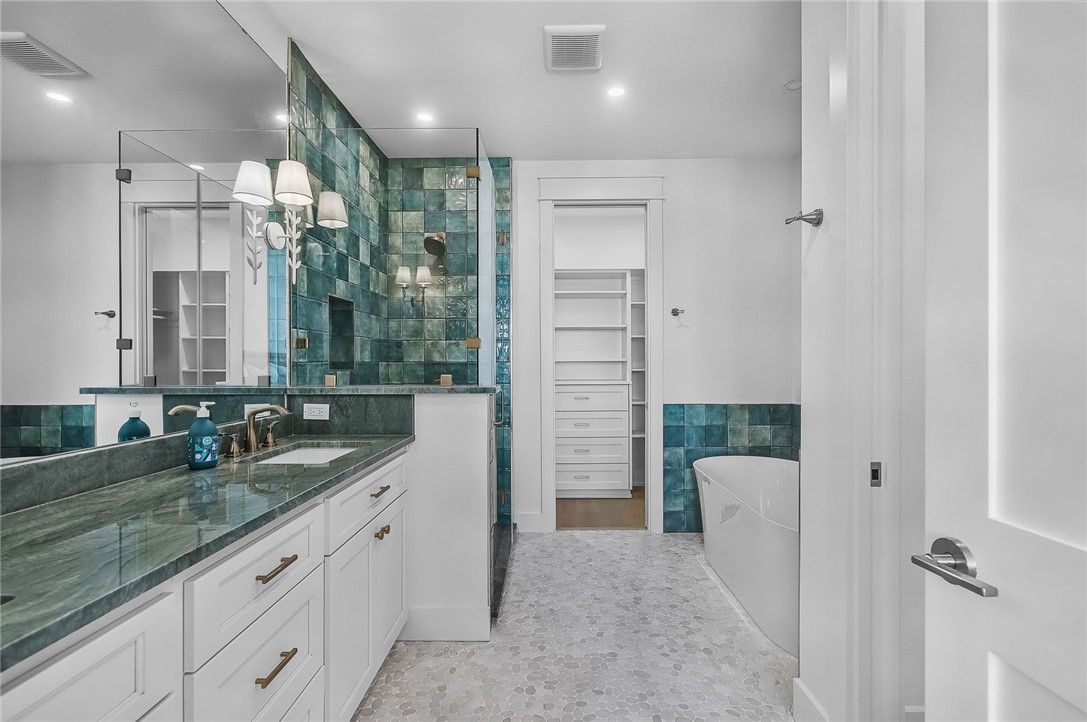 136 W Cotter Avenue 20 Port Aransas TX 78373