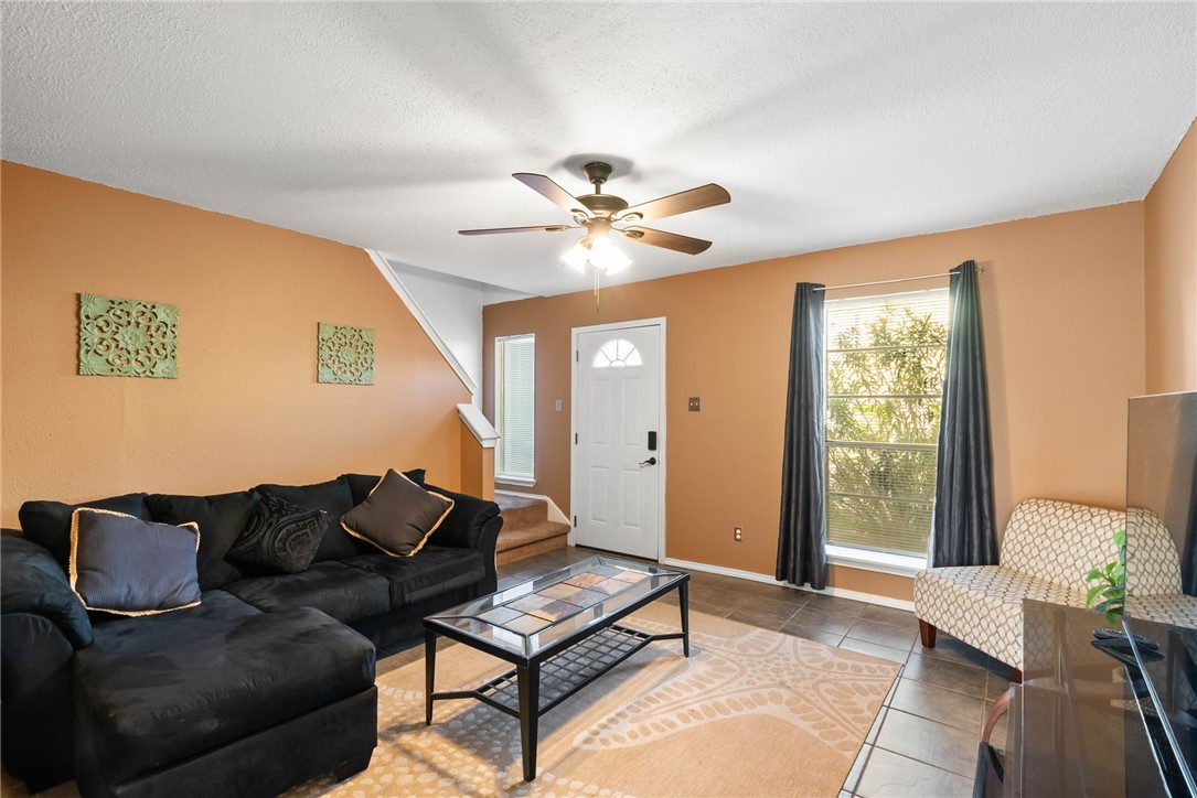 6702 Everhart H102 Corpus Christi TX 78413