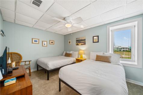 700 Island Retreat Court 28 Port Aransas TX 78373