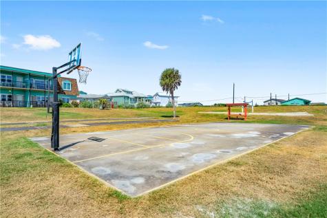 700 Island Retreat Court 28 Port Aransas TX 78373