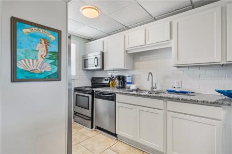 700 Island Retreat Court 28 Port Aransas TX 78373