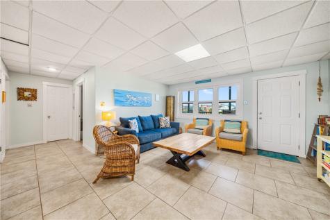 700 Island Retreat Court 28 Port Aransas TX 78373
