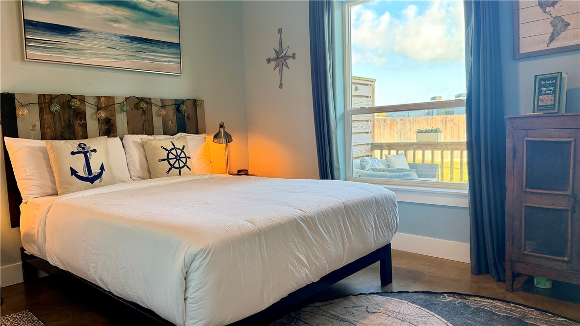 247 W Roberts Avenue 1 Port Aransas TX 78373